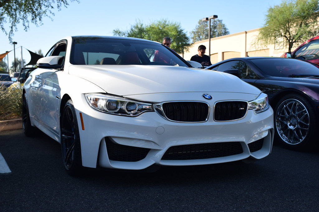 BMW M4 coupe (F82)
